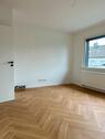 Foto - Erstbezug! Frisch sanierte 2,5-Zimmer-Wohnung mit Balkon
