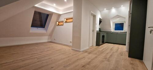 Foto - Hochwertig ausgestattete Dachgeschosswohnung zu vermieten