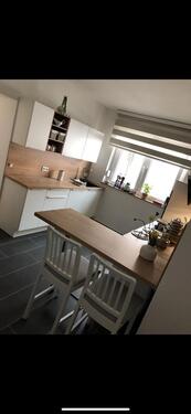 Foto - 3 12 Zimmer Wohnung mit Balkon ca. 90 m2