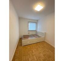 WG-Zimmer in Pasing mit Schwimmbad - München Aubing-Lochhausen-Langwied