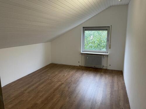 Foto - Erstbezug nach Sanierung: Helles WG-Zimmer in moderner Stadtvilla