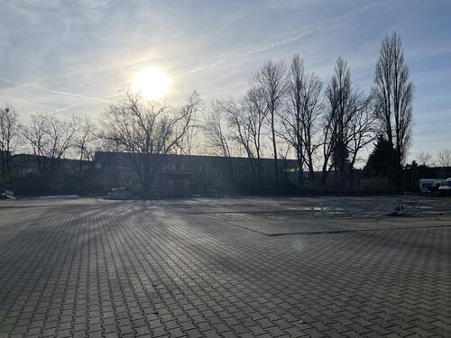 Foto - Ca. 1.000m² Freifläche im Gewerbepark in Moers-Hülsdonk