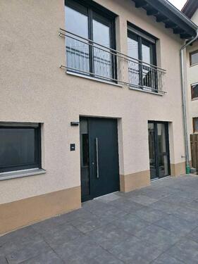 Foto - ERSTBEZUG nach Kernsanierung - 1.800,00&nbsp;EUR Kaltmiete, ca.&nbsp; 162,00&nbsp;m&sup2;