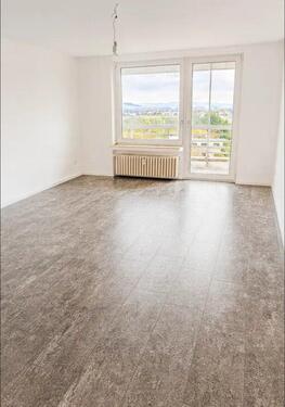 Foto - Frisch renovierte 3-Zimmer-Wohnung mit großem Balkon, Weitblick