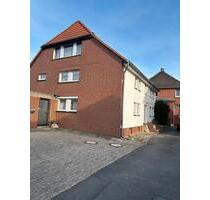 Schönes Ein - Zweifamilienhaus mit Potenzial in Ilsede - Schellerten