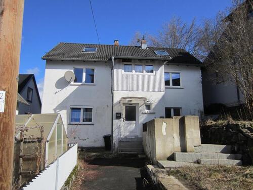 Foto - Einfamilienhaus in OBERFRANKEN (Marktleugast) vom Eigentümer z.V.