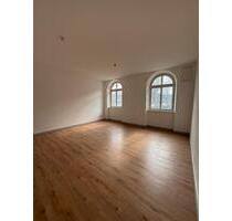 3-Zimmer-Erdgeschosswohnung im historischen Palais im Stadtpark – - Deggendorf