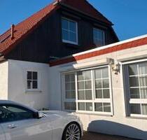 Einfamilienhaus - 1.600,00&nbsp;EUR Kaltmiete, ca.&nbsp; 140,00&nbsp;m&sup2; in Laage (PLZ: 18299)