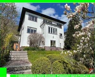 Vielseitig nutzbare großzügige Gewerbeeinheit in repräsentativer Sassnitzer Lage