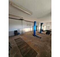GARAGE LAGERRAUM MIT HEBEBÜHNE WERKSTATT BAUTZEN LAGERHALLE