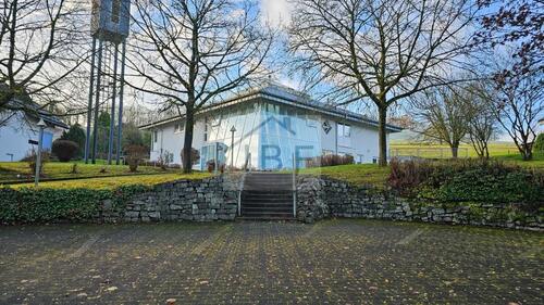 Foto - Attraktives Bürogebäude mit verschiedenen Nutzungsmöglichkeiten