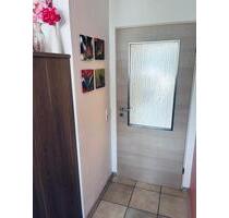 Schöne voll-möbelierte 2 Wohnung Gottmadingen Balkon Garage