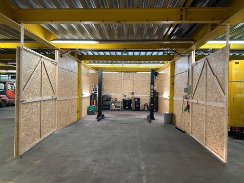 Foto - Schrauber-Halle incl. Hebebühne, Rolltor, ab 30m2 285€ netto