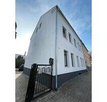 Sanierte Wohnung 90m² Inkl Küche Top Zustand - Crimmitschau