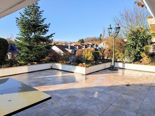 Foto - RAUMRIESE MIT RIESENTERRASSE UND SAUNA - elegante Terrassenwohnung