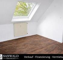 Praktische 3,5-Zimmer-Wohnung im Dachgeschoss mit Badewanne - Essen Frillendorf