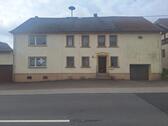 Foto - Mehrgenerationenhaus mit Garage & Geräteschuppen
