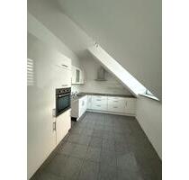 4-Zimmer Etagenwohnung mit Stellplatz mitten in der Stadt ALZEY - Bechtolsheim