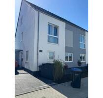 Neubau 2025! Atraktive 4-Zimmer-Doppelhaushälfte in Langerwehe