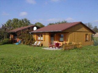 Foto - Kleines Häuschen im Grünen - 650,00&nbsp;EUR Kaltmiete, ca.&nbsp; 50,00&nbsp;m&sup2;