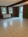 Foto - Frisch renovierte 2-Zimmer-Wohnung mit Stellplatz
