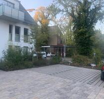 Ideal gelegener Stellplatz - nahe Unikliniken Erlangen