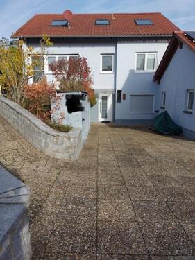 Foto - Familienfreundliches Mehrgenerationenhaus mit AnbauNebenhaus