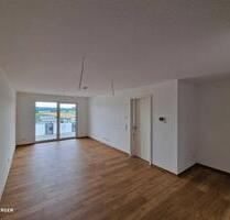 Moderne und Sonnige 2 Zimmer-Wohnung mit Südbalkon und Einbauküche - Neuendettelsau