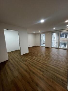 Foto - Neubau: Moderne 2-Zimmer-Wohnung mit Balkon in Nürtingen