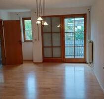 2-Zimmer-Wohnung in Rosenheim - 850,00 EUR Kaltmiete, ca.  50,00 m² in Rosenheim (PLZ: 83022) Innenstadt