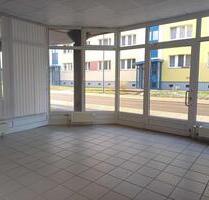 Große Gewerbeeinheit in toller Lage nahe der Goitzsche! - Bitterfeld-Wolfen