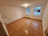 Foto - 35m² Single Ein-Raum Wohnung, Mietwohnung, Schlafzimmer, Wohnküche, Bad, Keller, Parken, Erdgeschoss, barrierefrei