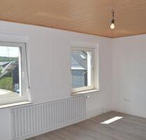 Schicke helle 3,5-ZKB-Wohnung in FronhofenSimmern zu Vermieten - Tiefenbach