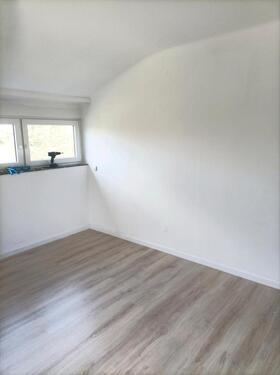 Foto - 3 Zimmer Dachgeschoßwohnung zur Miete in Riegelsberg