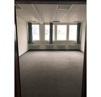 Büros zu vermieten ab sofort - 320,00&nbsp;EUR Kaltmiete, ca.&nbsp; 600,00&nbsp;m&sup2; in Stuttgart (PLZ: 70376) Bad Cannstatt