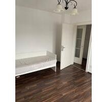 Helle 2-Zimmer-Wohnung im 1. OG zu vermieten - sofort verfügbar! - Siegen