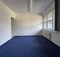 Arbeiten Sie direkt am Stern Center! Aufzug und Tiefgarage vorhanden - Potsdam Drewitz