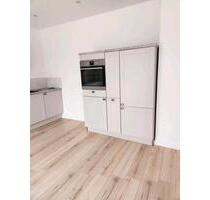 2 FMH mit Garage sofort verfügbar - Neunkirchen Heinitz