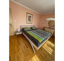 WG zimmer frei ab sofort - 400,00&nbsp;EUR Kaltmiete, ca.&nbsp; 16,00&nbsp;m&sup2; in Straubing (PLZ: 94315)