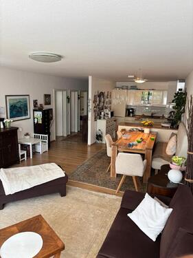 Foto - Helle zwei Zimmerwohnung mit 86 m². Zentrum- und Rheinnähe