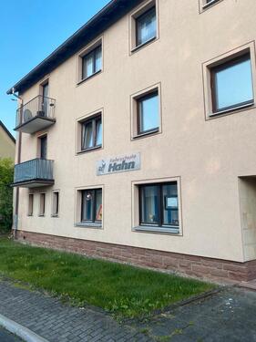 Foto - Attraktive 3-Zimmer-Wohnung mit Balkon & 2 Garagen