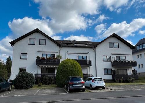 Foto - Eine sehr schöne 2 ZKB mit Balkon und PKW Stellplatz !