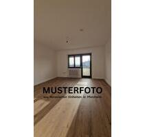 2-Zimmer-Wohnung mit Blick über die Dächern von Pforzheim – Erstbezug nach Sanierung!