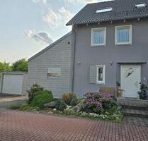 Attraktive 6-Raum-Doppelhaushälfte in WeidenRothenstadt - Weiden in der Oberpfalz