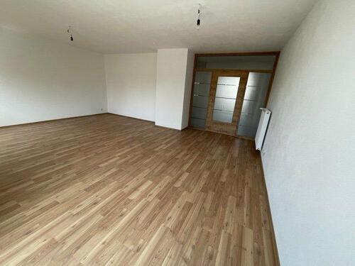 Foto - 4-Zimmer-Erdgeschoß-Wohnung in Straubing-Ittling