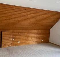 Zimmer zu vermieten - 300,00&nbsp;EUR Kaltmiete, ca.&nbsp; 30,00&nbsp;m&sup2; in Bad Lauterberg im Harz (PLZ: 37431)