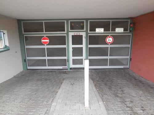 Foto - Tiefgaragenstellplatz - 60,00 EUR Miete,