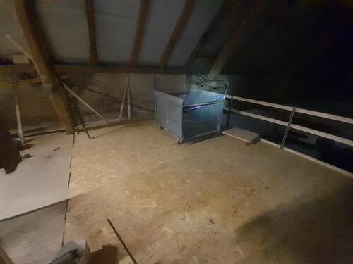 Foto - Lagerfläche für Motorräder, Möbel, Hausrat, Werkzeug