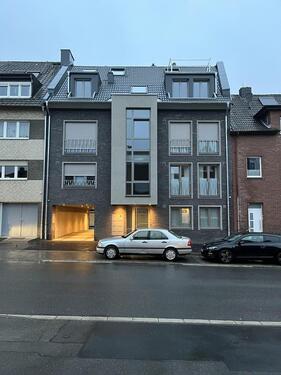 Foto - Neubau-Wohnung mit 4 Zimmern, Terrasse, Garten und 2 Bädern