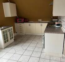 Gemütlich 3ZKB Wohnung mit Balkon - Singhofen